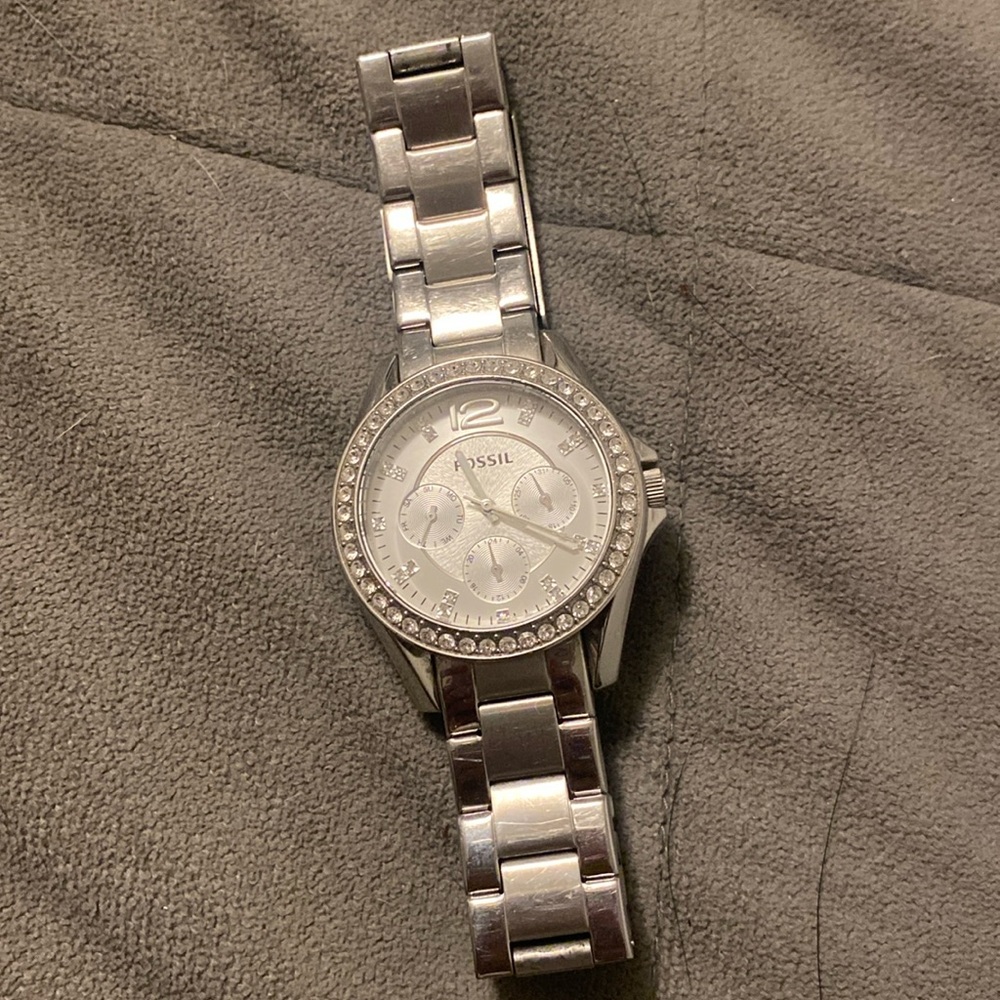 Women’s silver and crystal watch Fossil